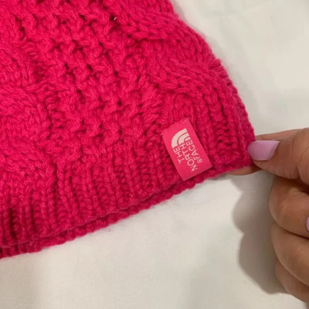 NWT The North Face Minna Cable Knit Beanie Petticoat Pink [ Youth‎ Medium ]